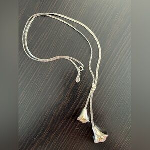 Vintage 1970's Avon Calla Lily Lariat Silver & Gold Tone Necklace